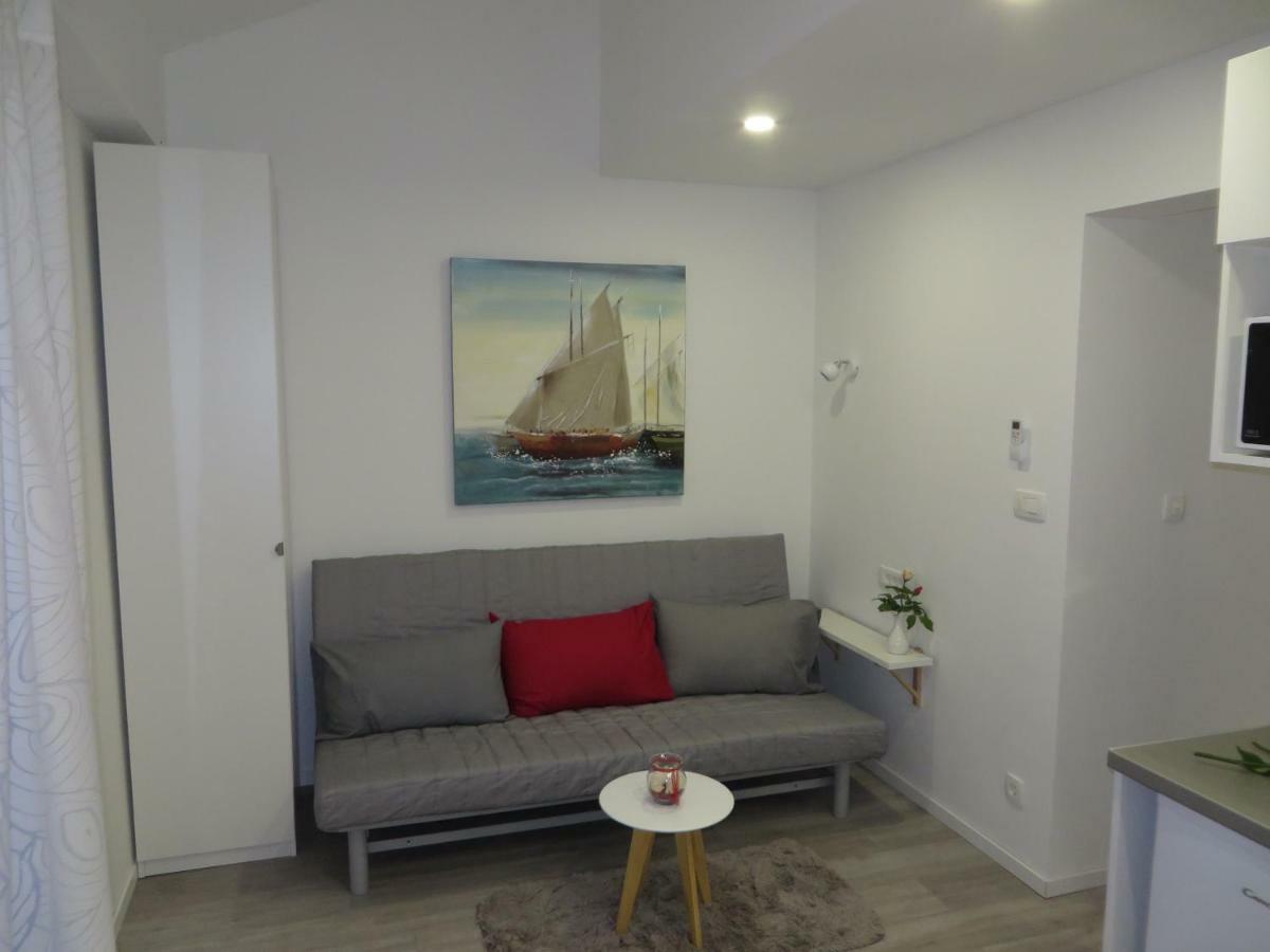 Apartmani Raos Dugi Rat Exterior foto