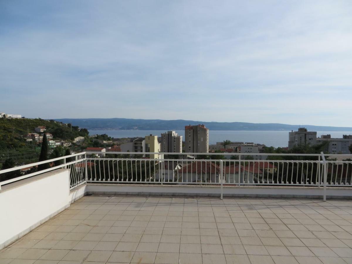 Apartmani Raos Dugi Rat Exterior foto